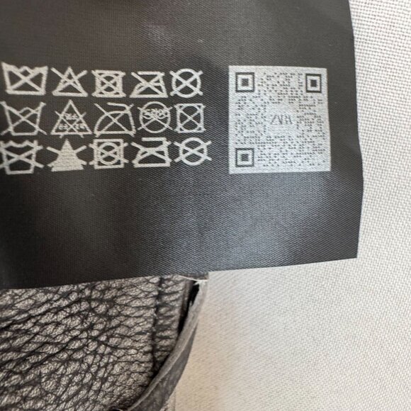 ZARA Vintage Effect Distressed Gray Pebbled Genuine 100% Leather Vest Size Large - Picture 17 of 17